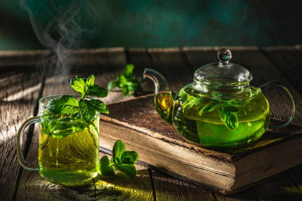 Peppermint tea benefits – fresh peppermint herbal tea